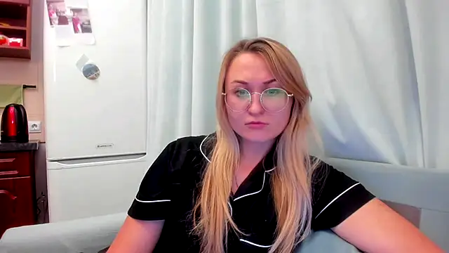 Snapshot of your_Goddess_Eva chatting on October 10, 8:19 pm your Goddess Eva online show from October 10, 8:19 pm