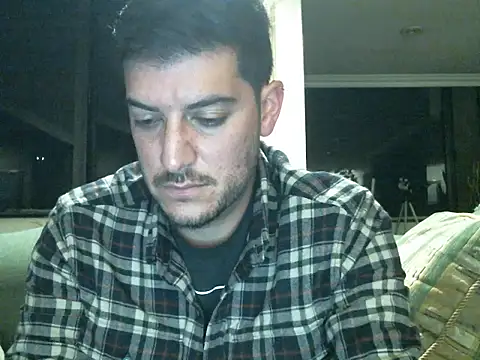 Snapshot of quitomanec chatting on June 23, 4:43 am quitomanec online show from June 23, 4:43 am