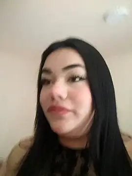 Snapshot of nikki_grey chatting on October 18, 5:35 pm nikki grey online show from October 18, 5:35 pm