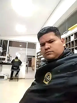 Snapshot of oscarshow24 chatting on February 27, 5:45 am oscarshow24 online show from February 27, 5:45 am