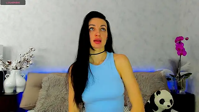 Tina Mart online show from March 15, 12:00 pm