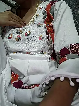 lovely----bhabhi online show from February 11, 1:32 am