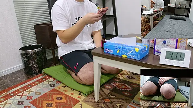 YARASERO-kun online show from October 9, 7:12 pm