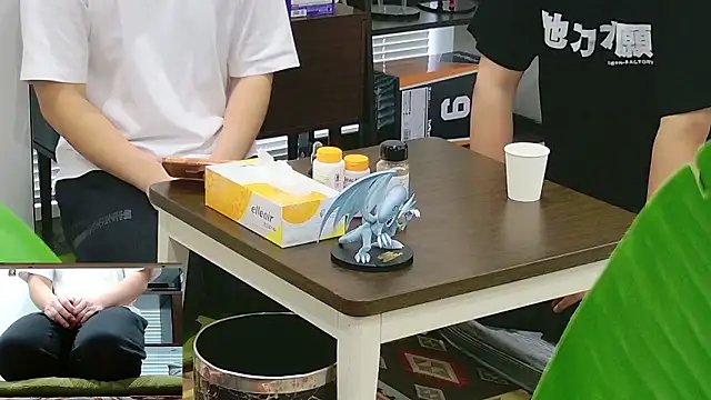 YARASERO-kun online show from February 25, 4:44 am