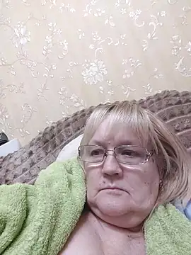 Snapshot of Violet5364 chatting on January 17, 8:56 pm Violet5364 online show from January 17, 8:56 pm