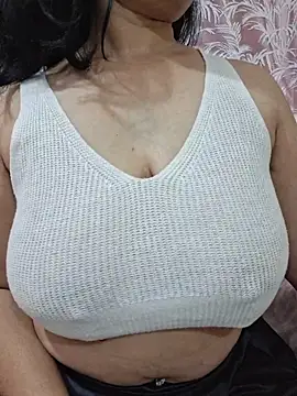 Jassi Does online show from April 3, 5:22 pm