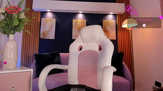 Stefy Harris online show from April 3, 3:26 am