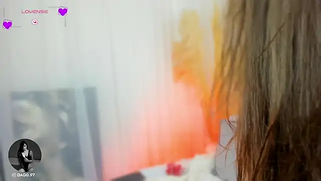 Snapshot of NicoleVegaa_ chatting on March 9, 4:27 am NicoleVegaa online show from March 9, 4:27 am