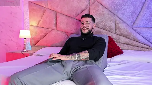 DickGriffith  online show from February 22, 10:25 am