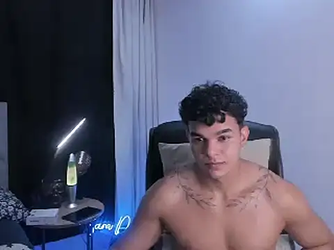 Snapshot of samm_sv chatting on March 5, 11:27 pm samm sv online show from March 5, 11:27 pm