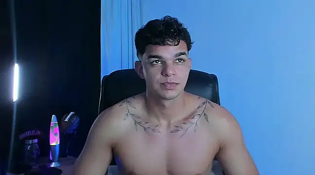 Snapshot of samm_sv chatting on March 20, 12:08 am samm sv online show from March 20, 12:08 am