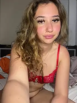 Snapshot of angelicasn0w chatting on March 13, 3:44 am angelicasn0w online show from March 13, 3:44 am