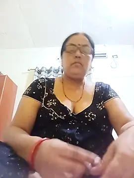 Kiyara8 online show from October 3, 5:48 am