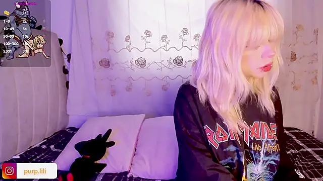 purplelilith3 online show from February 15, 9:33 pm