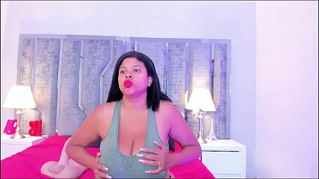 Ciara Benet online show from December 2, 12:10 pm