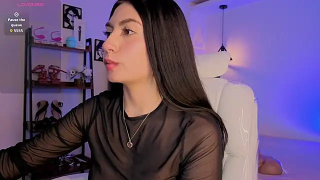 Miller Vanessa  online show from February 10, 8:35 pm