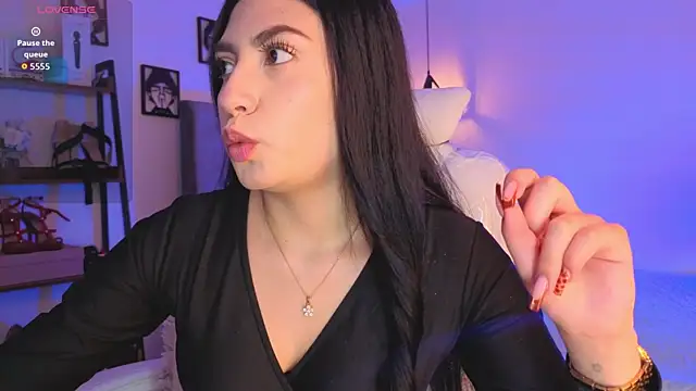 Snapshot of Miller_Vanessa_ chatting on April 21, 8:34 pm Miller Vanessa online show from April 21, 8:34 pm