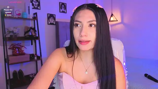 Snapshot of Miller_Vanessa_ chatting on April 22, 8:54 pm Miller Vanessa online show from April 22, 8:54 pm