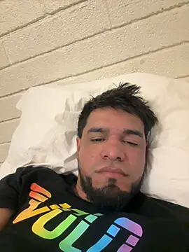 Snapshot of guajiro276565 chatting on February 23, 1:02 am guajiro276565 online show from February 23, 1:02 am