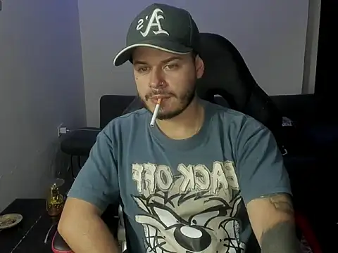 ragnar lothbrok777 online show from March 2, 3:20 am