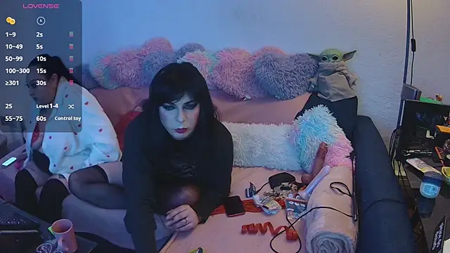 Snapshot of MissNadiaX06 chatting on March 20, 1:46 am MissNadiaX06 online show from March 20, 1:46 am