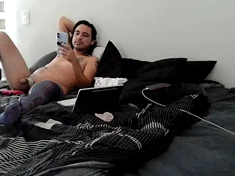 Iscariot19 online show from February 25, 11:47 pm