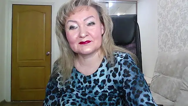 Victoria secrets  online show from February 10, 5:11 am