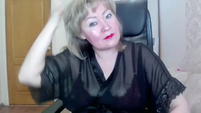 Snapshot of Victoria_secrets_ chatting on June 18, 4:46 am Victoria secrets online show from June 18, 4:46 am