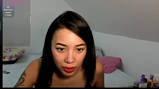 KylieLoveXX online show from October 18, 7:14 pm