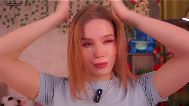 TaiteBayles online show from February 19, 1:45 am