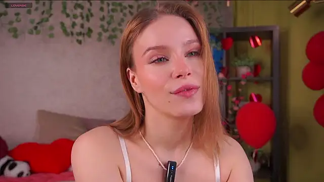 TaiteBayles online show from February 26, 1:37 am