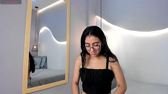 Snapshot of lucelly_15 chatting on September 19, 11:55 am lucelly 15 online show from September 19, 11:55 am
