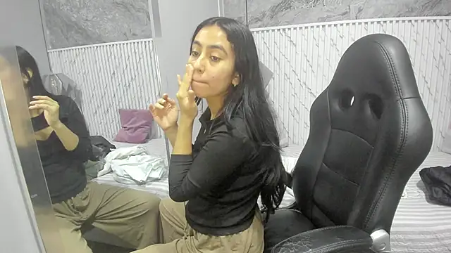 lucelly 15 online show from November 28, 11:35 am