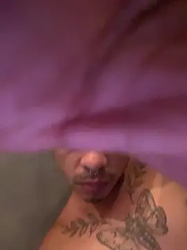 Snapshot of couplegayBR chatting on November 14, 8:40 pm couplegayBR online show from November 14, 8:40 pm