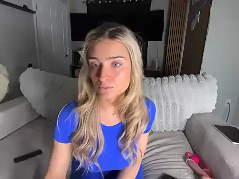 meggsworld online show from April 12, 3:06 pm