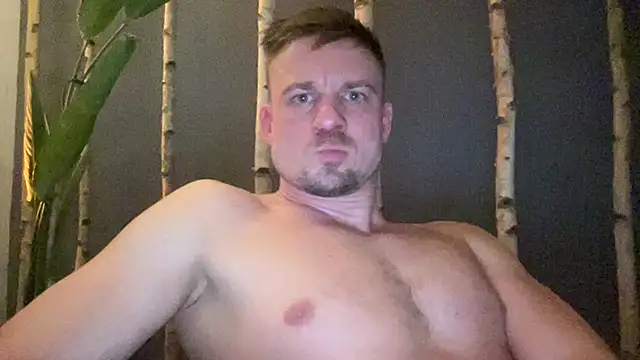 Snapshot of Hagener985 chatting on February 5, 12:04 am Hagener985 online show from February 5, 12:04 am