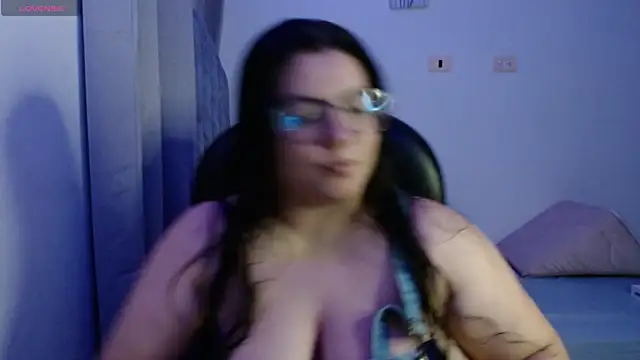 Snapshot of miss_nyxxx chatting on June 13, 4:10 am miss nyxxx online show from June 13, 4:10 am