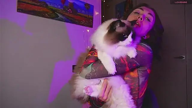 Snapshot of Limy_Sweet chatting on January 19, 8:40 am Limy Sweet online show from January 19, 8:40 am