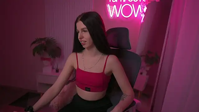 Snapshot of VictoriaPass chatting on February 17, 11:34 am VictoriaPass online show from February 17, 11:34 am