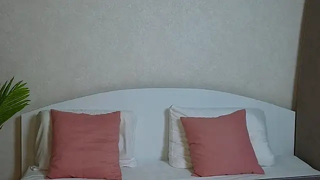 Snapshot of VictoriaPass chatting on September 16, 7:59 pm VictoriaPass online show from September 16, 7:59 pm