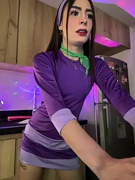 Snapshot of candycami19 chatting on September 27, 1:43 am candycami19 online show from September 27, 1:43 am