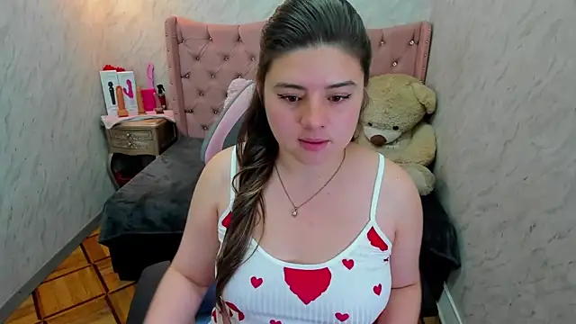 Snapshot of Lianngrace chatting on February 21, 2:29 pm Lianngrace online show from February 21, 2:29 pm