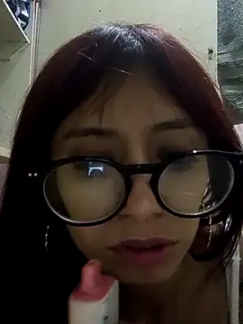 flaquiita69 online show from February 15, 12:26 am