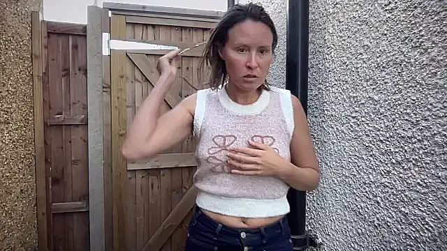 Snapshot of eatmypie69 chatting on September 12, 9:20 am eatmypie69 online show from September 12, 9:20 am