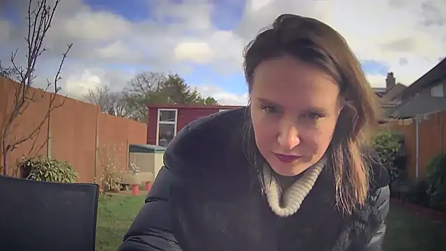 eatmypie69 online show from February 24, 10:24 am