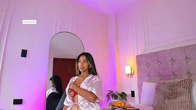 JasmineRoss 1 online show from March 17, 3:37 pm