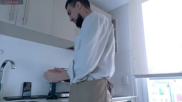 K cique online show from September 8, 9:03 pm