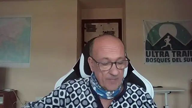 llopaco online show from February 16, 11:50 am