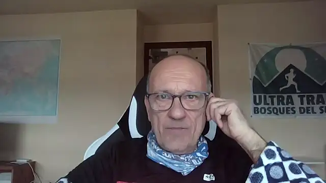 llopaco online show from February 17, 11:40 am