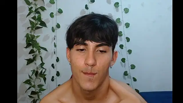 Snapshot of neithanzynxx chatting on March 4, 10:49 pm neithanzynxx online show from March 4, 10:49 pm